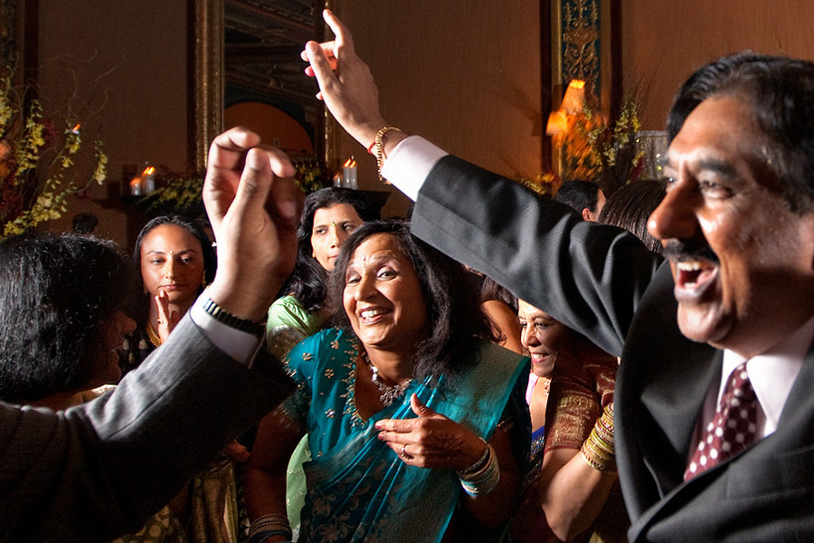 Sheela & Yuang – Wedding (day two) 08/08/2009. Emin Kuliyev — Award-Winning Wedding Photojournalist NYC & USA | Best Wedding Photographer Known for Candid, Timeless Moments