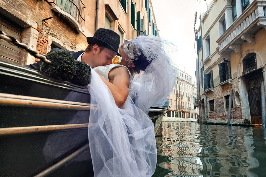 My Wedding Photography Workshop in Europe 27-30 September, 2010 – Behi. Emin Kuliyev — Award-Winning Wedding Photojournalist NYC & USA | Best Wedding Photographer Known for Candid, Timeless Moments