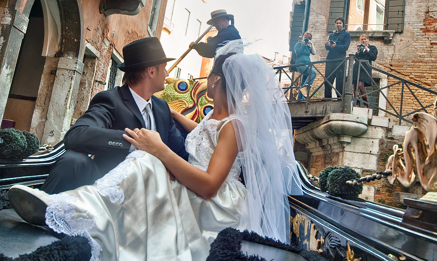 My Wedding Photography Workshop in Europe 27-30 September, 2010 – Behi. Emin Kuliyev — Award-Winning Wedding Photojournalist NYC & USA | Best Wedding Photographer Known for Candid, Timeless Moments