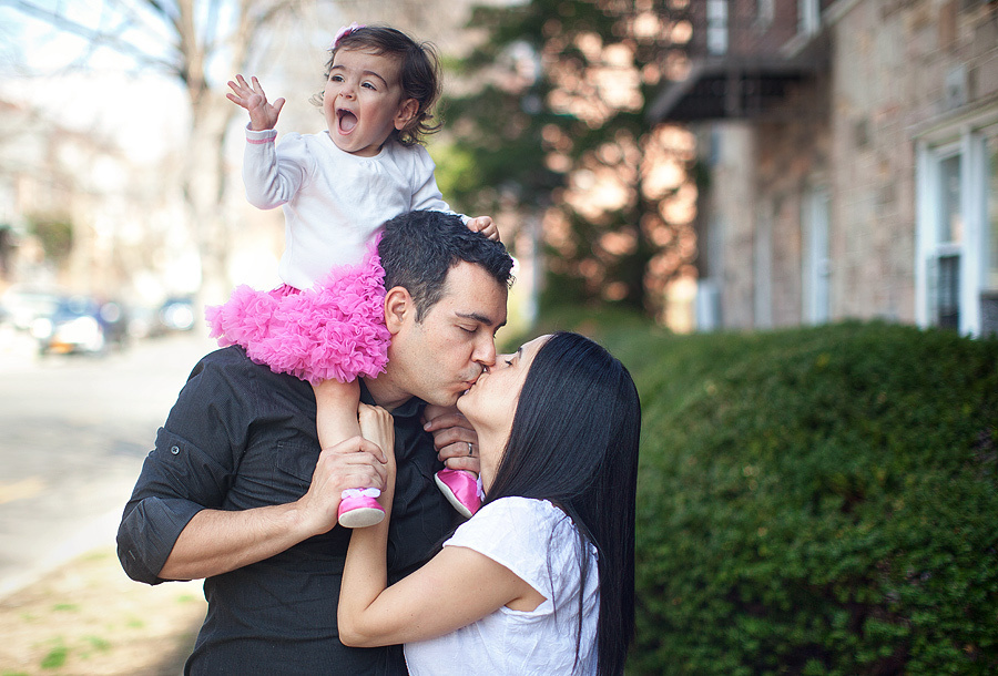 Family Photosession – Nilofar,Farhad and Lily. Emin Kuliyev — Award-Winning Wedding Photojournalist NYC & USA | Best Wedding Photographer Known for Candid, Timeless Moments