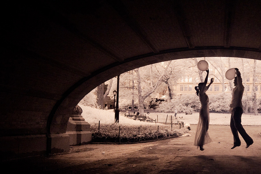 Sheela & Yuang – Engagement – 08/04/2009. Emin Kuliyev — Award-Winning Wedding Photojournalist NYC & USA | Best Wedding Photographer Known for Candid, Timeless Moments