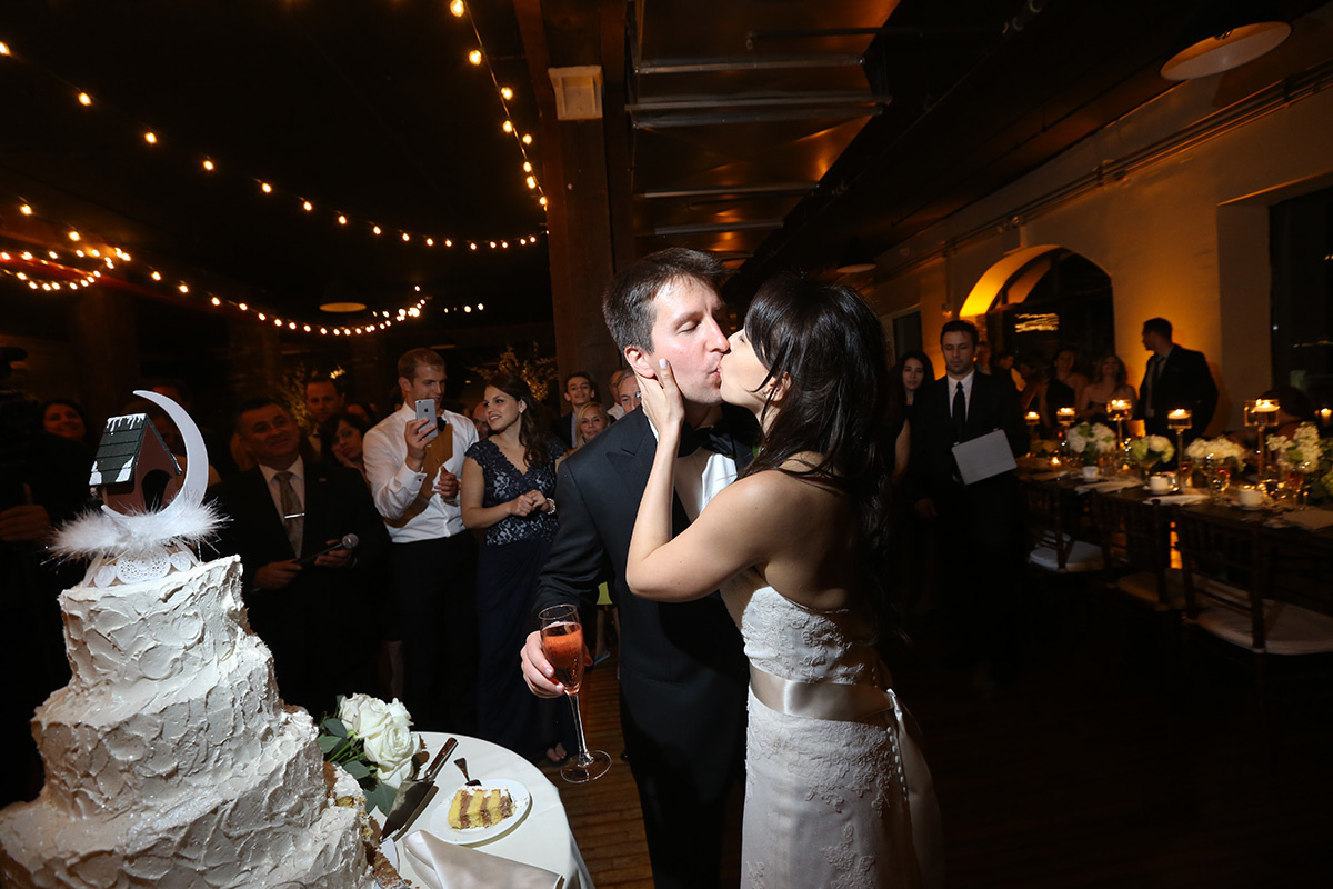 Eric & Debra  –  6/13/2015 (Wedding at Liberty Warehouse). Emin Kuliyev — Award-Winning Wedding Photojournalist NYC & USA | Best Wedding Photographer Known for Candid, Timeless Moments