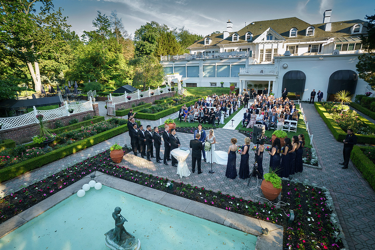 Noel & Adam – June 24th, 2017 (The Shadowbrook). Emin Kuliyev — Award-Winning Wedding Photojournalist NYC & USA | Best Wedding Photographer Known for Candid, Timeless Moments