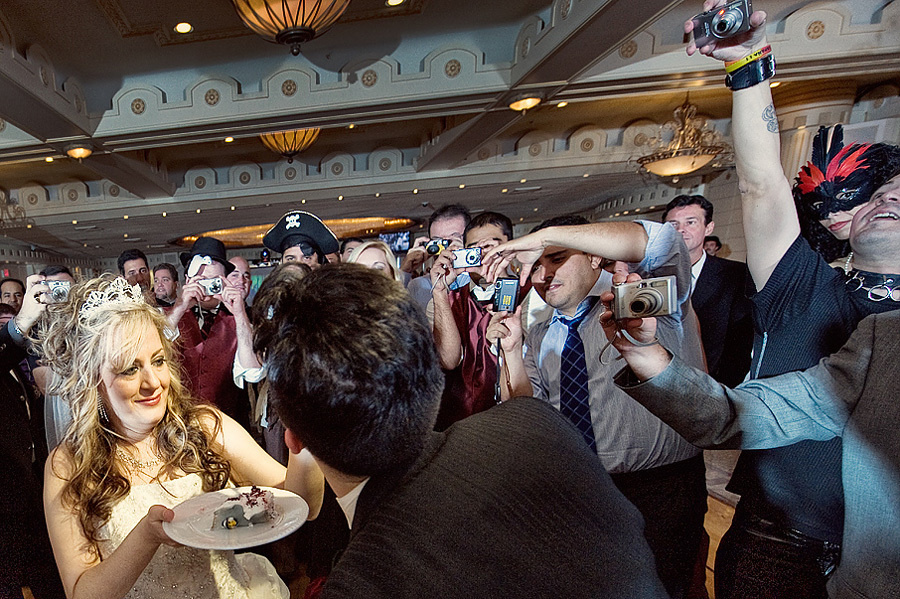 Linda & Mike – Halloween Wedding (10.31.08). Emin Kuliyev — Award-Winning Wedding Photojournalist NYC & USA | Best Wedding Photographer Known for Candid, Timeless Moments