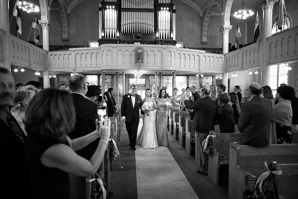 Chris and Laura – 5.23.2015 (Boston). Emin Kuliyev — Award-Winning Wedding Photojournalist NYC & USA | Best Wedding Photographer Known for Candid, Timeless Moments