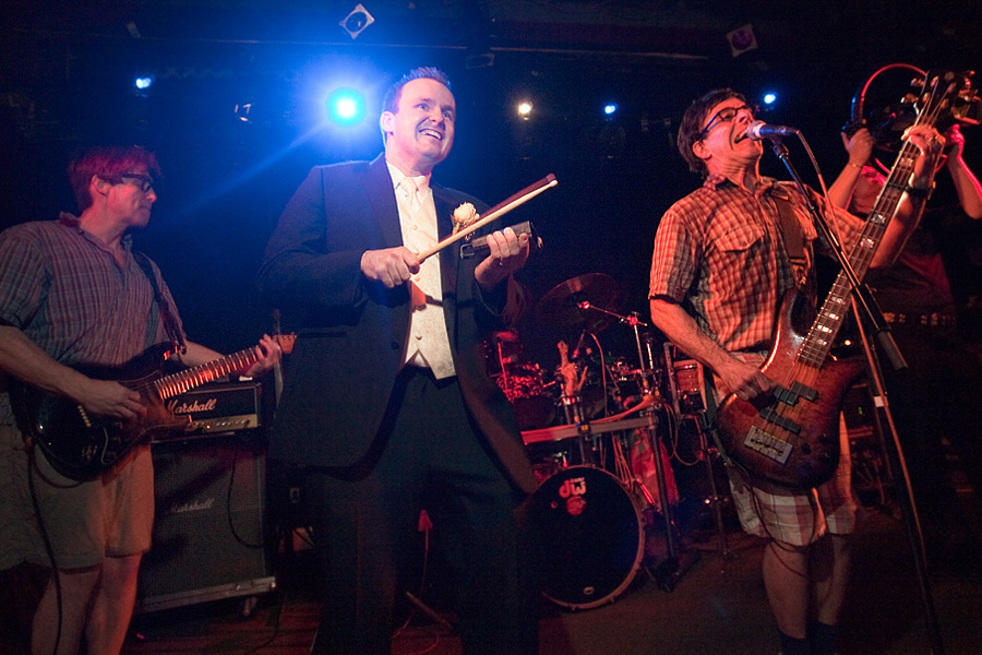 Tiffany & Jake (Wedding – 02/14/09). Emin Kuliyev — Award-Winning Wedding Photojournalist NYC & USA | Best Wedding Photographer Known for Candid, Timeless Moments