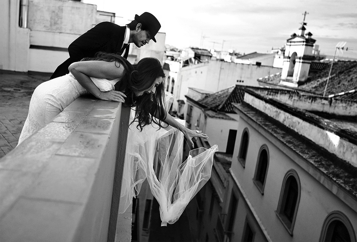 Aleksandrs & Džeina : Love story in Spain and Portugal, December 2016. Emin Kuliyev — Award-Winning Wedding Photojournalist NYC & USA | Best Wedding Photographer Known for Candid, Timeless Moments