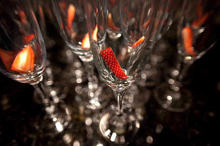 Tiffany & Jake (Wedding – 02/14/09). Emin Kuliyev — Award-Winning Wedding Photojournalist NYC & USA | Best Wedding Photographer Known for Candid, Timeless Moments