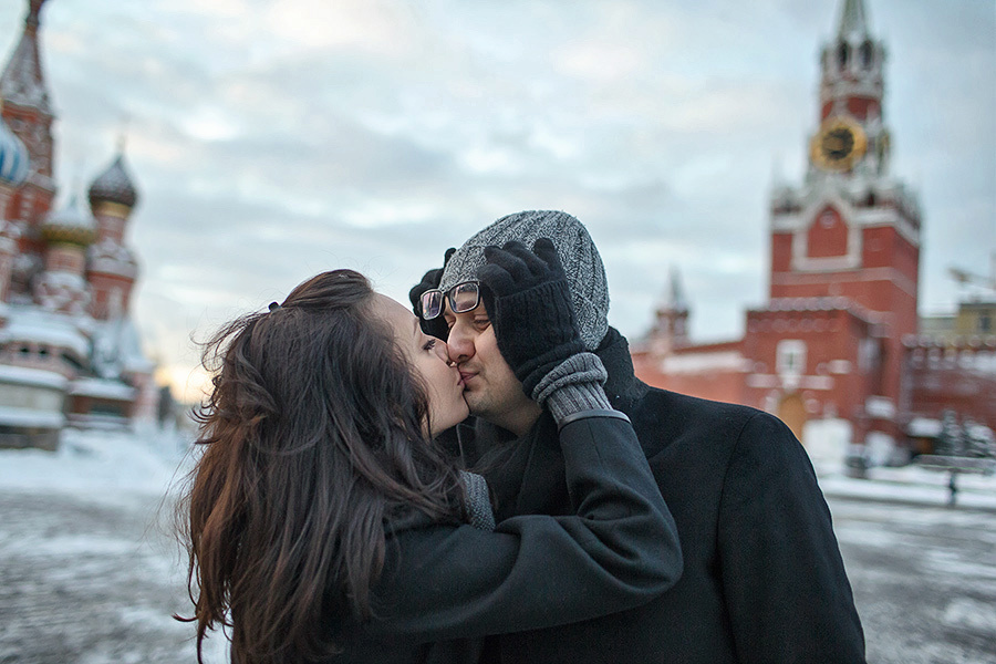Margo & Alexey – (February, 2nd, 2013) Moscow (Russia). Emin Kuliyev — Award-Winning Wedding Photojournalist NYC & USA | Best Wedding Photographer Known for Candid, Timeless Moments