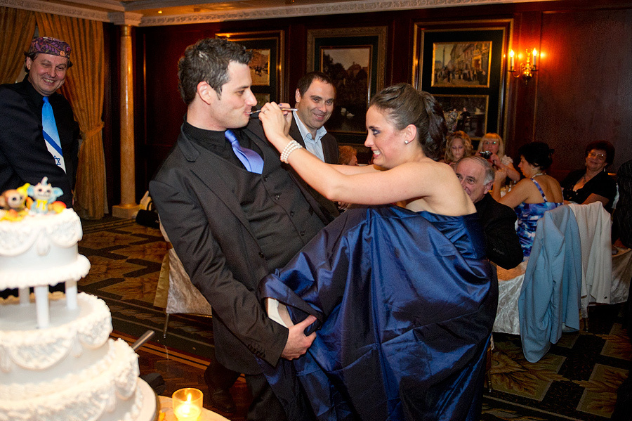 Lina & Vadim – Wedding (September, 23rd, 2011). Emin Kuliyev — Award-Winning Wedding Photojournalist NYC & USA | Best Wedding Photographer Known for Candid, Timeless Moments