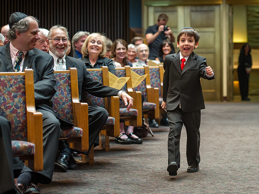 Genevieve & Josh– June 3rd,2012 – Minneapolis (Minnesota). Emin Kuliyev — Award-Winning Wedding Photojournalist NYC & USA | Best Wedding Photographer Known for Candid, Timeless Moments