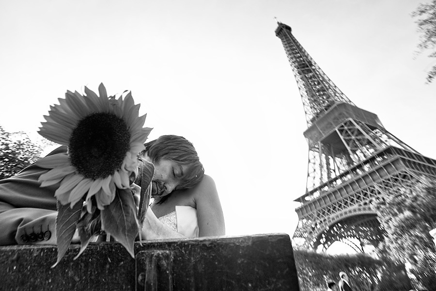 Masha & Andrey – October 3rd, 2009 – Paris (France). Emin Kuliyev — Award-Winning Wedding Photojournalist NYC & USA | Best Wedding Photographer Known for Candid, Timeless Moments