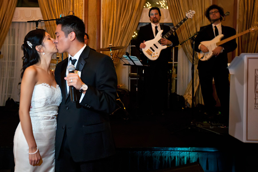 Steven & Florence – 09/19/2010. Emin Kuliyev — Award-Winning Wedding Photojournalist NYC & USA | Best Wedding Photographer Known for Candid, Timeless Moments