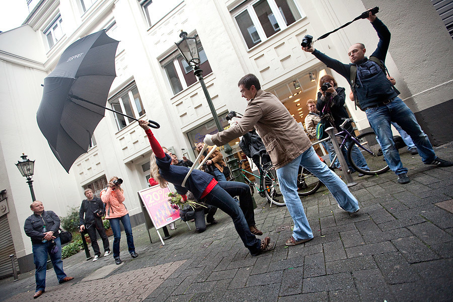 My Workshop in Düsseldorf (Germany) – Behind the scene. Emin Kuliyev — Award-Winning Wedding Photojournalist NYC & USA | Best Wedding Photographer Known for Candid, Timeless Moments