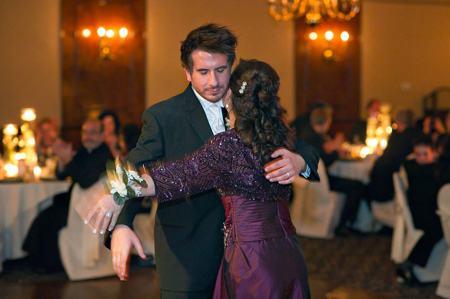 Julie & George – 4/29/2011 (Wedding in Albany,NY). Emin Kuliyev — Award-Winning Wedding Photojournalist NYC & USA | Best Wedding Photographer Known for Candid, Timeless Moments