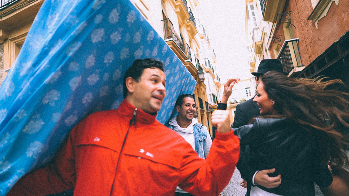 Aleksandrs & Džeina : Love story in Spain and Portugal, December 2016. Emin Kuliyev — Award-Winning Wedding Photojournalist NYC & USA | Best Wedding Photographer Known for Candid, Timeless Moments