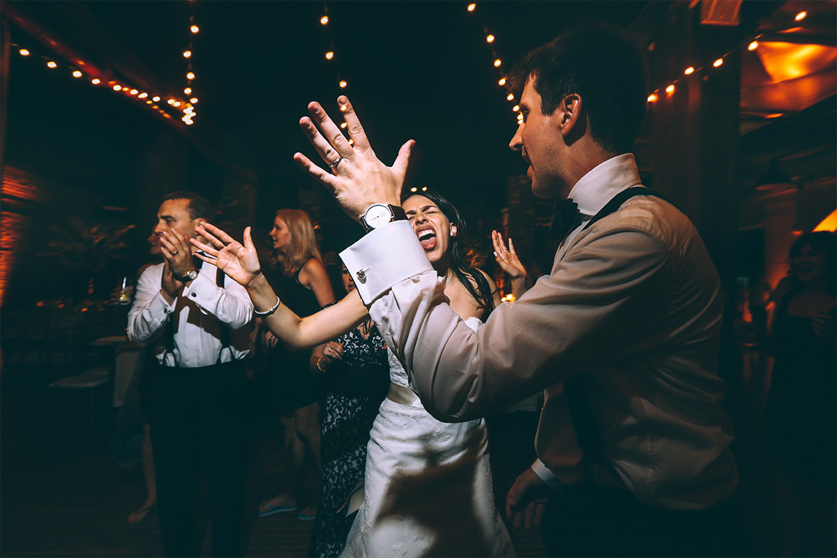 Eric & Debra  –  6/13/2015 (Wedding at Liberty Warehouse). Emin Kuliyev — Award-Winning Wedding Photojournalist NYC & USA | Best Wedding Photographer Known for Candid, Timeless Moments