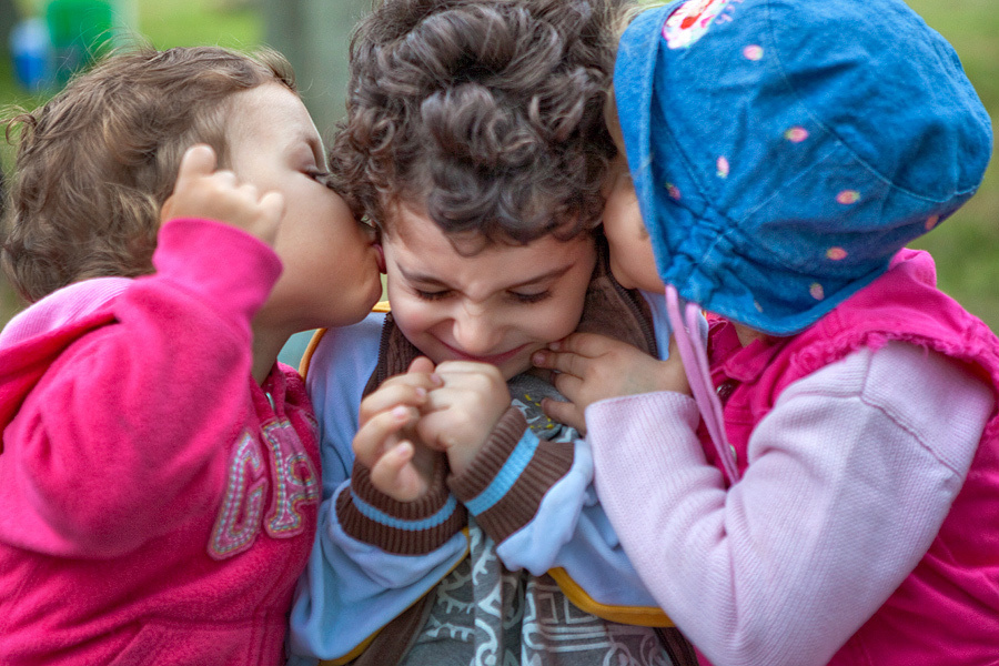 My family (Victoria’s Birthday) – July 11, 2009. Emin Kuliyev — Award-Winning Wedding Photojournalist NYC & USA | Best Wedding Photographer Known for Candid, Timeless Moments