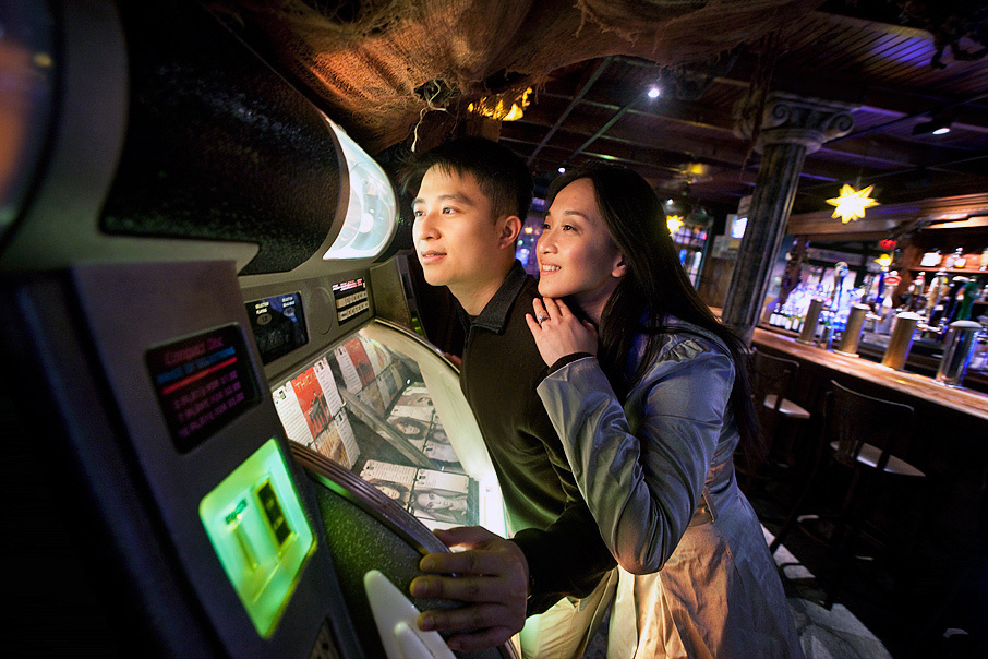 Kah & Jackson – E-Session (November, 2nd, 2009). Emin Kuliyev — Award-Winning Wedding Photojournalist NYC & USA | Best Wedding Photographer Known for Candid, Timeless Moments