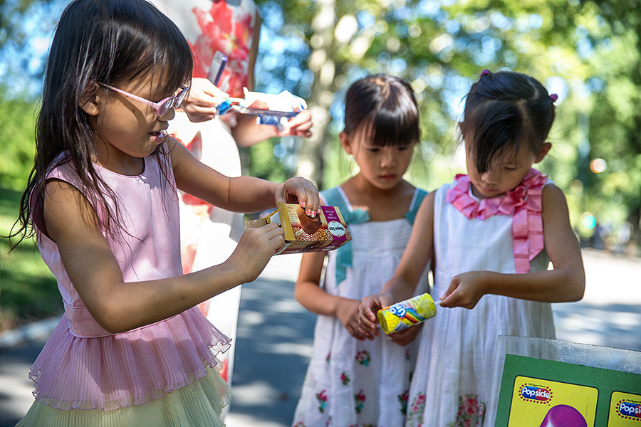 Family Photo Shoot – 08.05.13 (Manhattan, Central Park). Emin Kuliyev — Award-Winning Wedding Photojournalist NYC & USA | Best Wedding Photographer Known for Candid, Timeless Moments