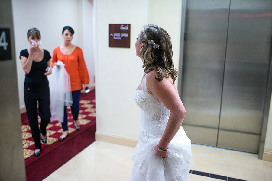 Emily & Kyle – (September 28th, 2013). Emin Kuliyev — Award-Winning Wedding Photojournalist NYC & USA | Best Wedding Photographer Known for Candid, Timeless Moments