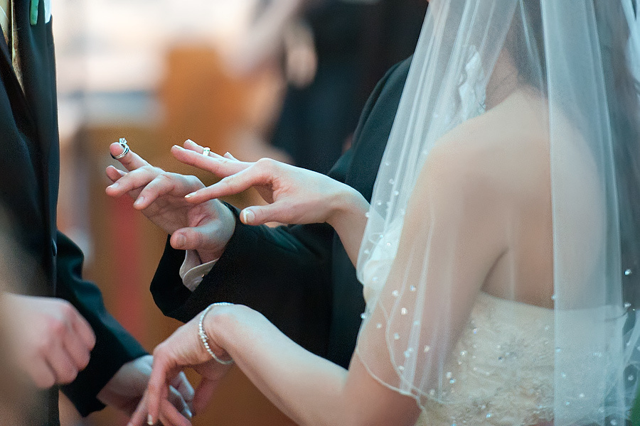 Julie & George – 4/29/2011 (Wedding in Albany,NY). Emin Kuliyev — Award-Winning Wedding Photojournalist NYC & USA | Best Wedding Photographer Known for Candid, Timeless Moments