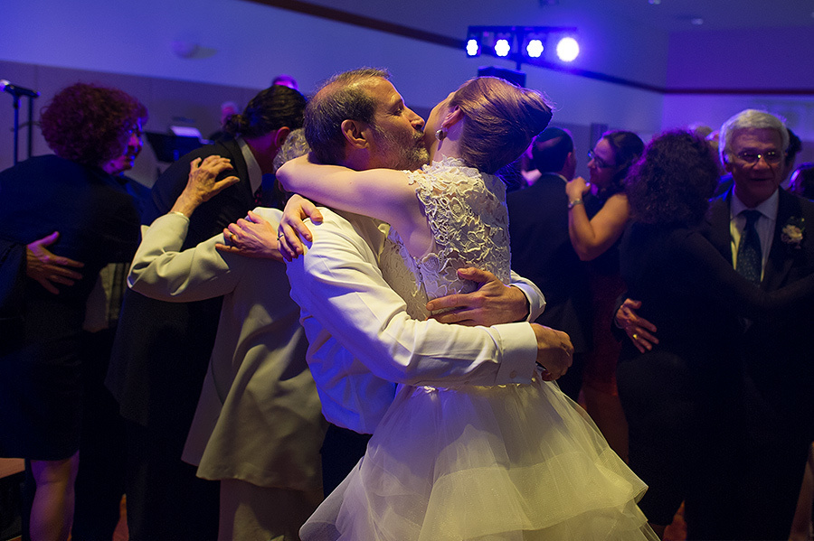 Genevieve & Josh– June 3rd,2012 – Minneapolis (Minnesota). Emin Kuliyev — Award-Winning Wedding Photojournalist NYC & USA | Best Wedding Photographer Known for Candid, Timeless Moments