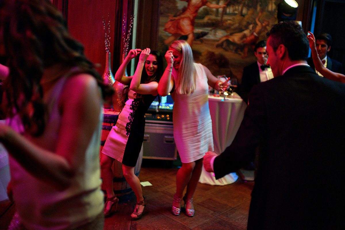 Stella & Shahin  –  Frankfurt (Germany)  6.11.16. Emin Kuliyev — Award-Winning Wedding Photojournalist NYC & USA | Best Wedding Photographer Known for Candid, Timeless Moments