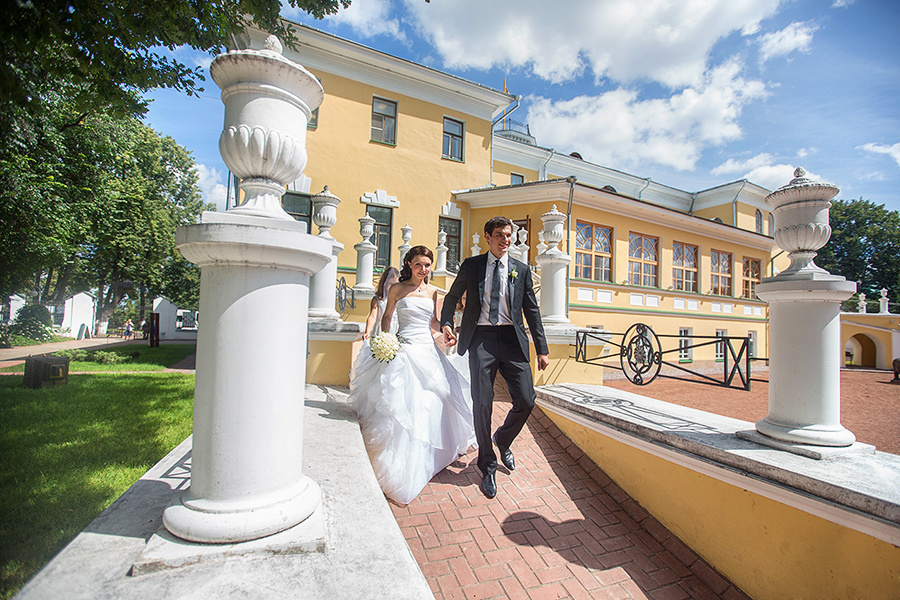 Ksenia & Artem  – Yaroslavl (Russia) 14.07.12. Emin Kuliyev — Award-Winning Wedding Photojournalist NYC & USA | Best Wedding Photographer Known for Candid, Timeless Moments