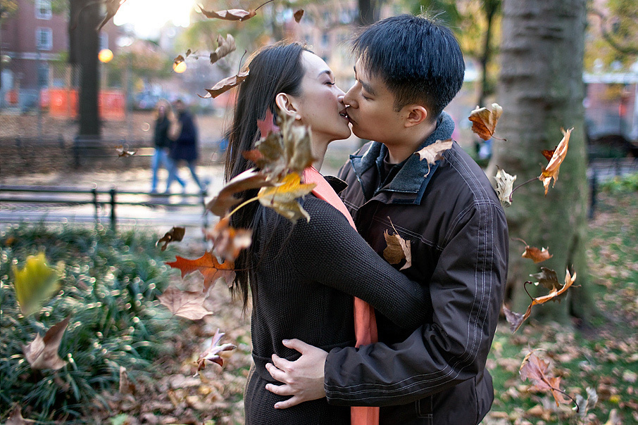 Kah & Jackson – E-Session (November, 2nd, 2009). Emin Kuliyev — Award-Winning Wedding Photojournalist NYC & USA | Best Wedding Photographer Known for Candid, Timeless Moments