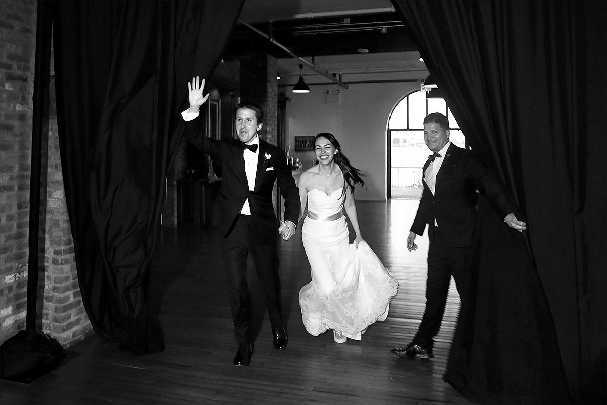 Eric & Debra  –  6/13/2015 (Wedding at Liberty Warehouse). Emin Kuliyev — Award-Winning Wedding Photojournalist NYC & USA | Best Wedding Photographer Known for Candid, Timeless Moments