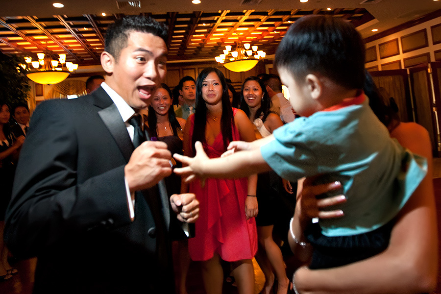 Steven & Florence – 09/19/2010. Emin Kuliyev — Award-Winning Wedding Photojournalist NYC & USA | Best Wedding Photographer Known for Candid, Timeless Moments