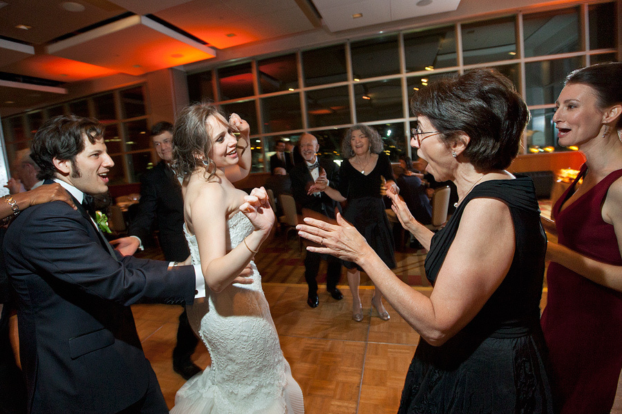 Elizabeth & Maximillian – October 22th,2011. Emin Kuliyev — Award-Winning Wedding Photojournalist NYC & USA | Best Wedding Photographer Known for Candid, Timeless Moments
