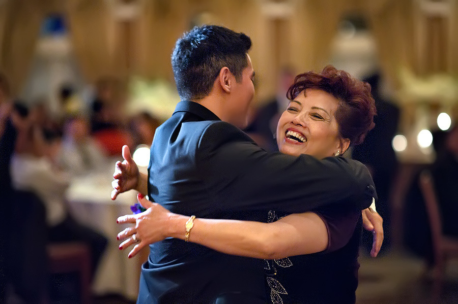 Steven & Florence – 09/19/2010. Emin Kuliyev — Award-Winning Wedding Photojournalist NYC & USA | Best Wedding Photographer Known for Candid, Timeless Moments