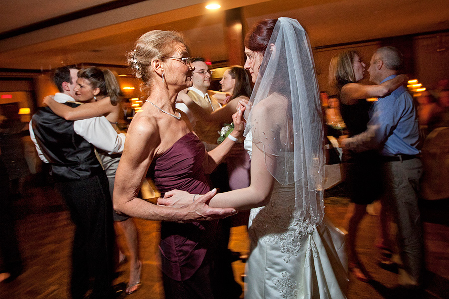 Julie & George – 4/29/2011 (Wedding in Albany,NY). Emin Kuliyev — Award-Winning Wedding Photojournalist NYC & USA | Best Wedding Photographer Known for Candid, Timeless Moments