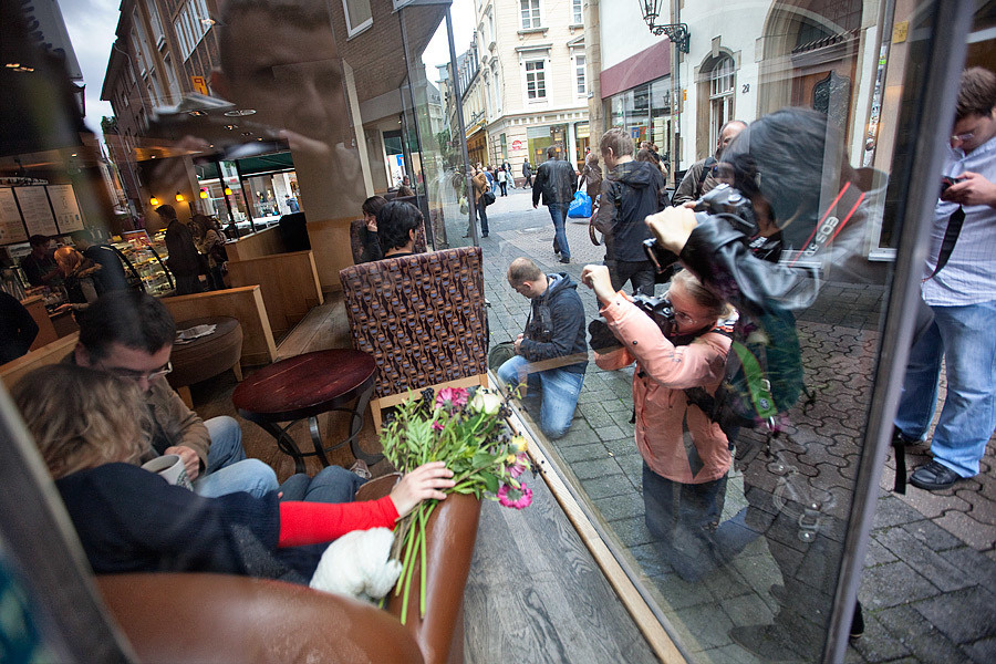 My Workshop in Düsseldorf (Germany) – Behind the scene. Emin Kuliyev — Award-Winning Wedding Photojournalist NYC & USA | Best Wedding Photographer Known for Candid, Timeless Moments