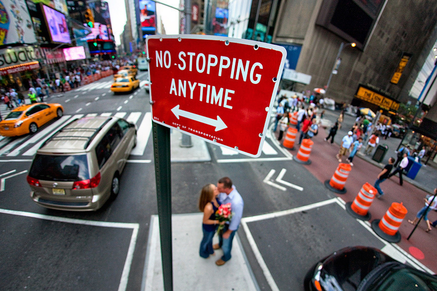Matthew & Elizabeth – Engagement – 07/24/2009. Emin Kuliyev — Award-Winning Wedding Photojournalist NYC & USA | Best Wedding Photographer Known for Candid, Timeless Moments