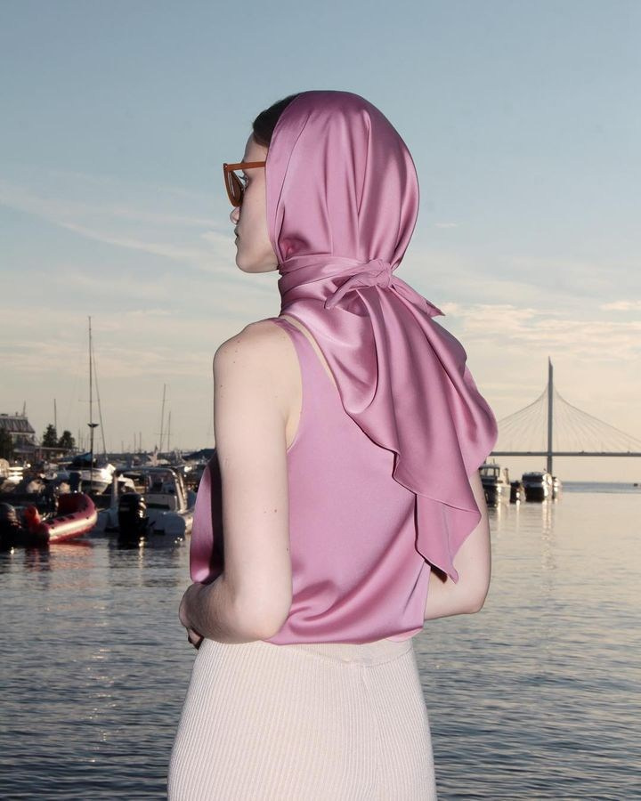 8-store website. Sasha Chaika