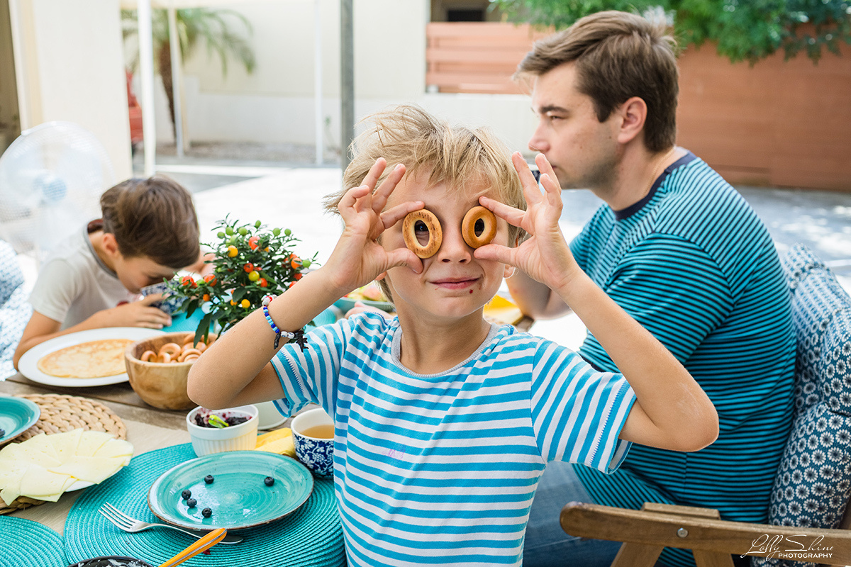 FAMILY STORIES. Lolly Shine. Contemporary digital artist