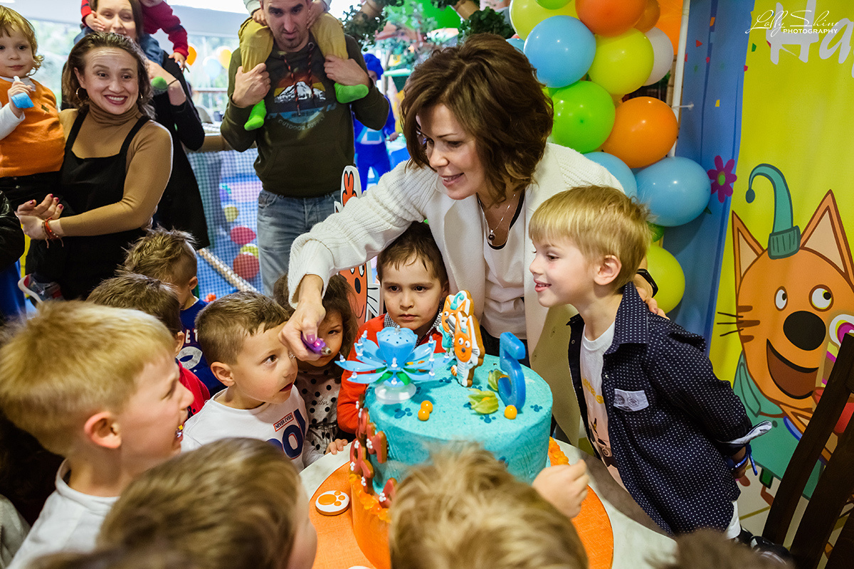 BIRTHDAY PARTY. Lolly Shine. Contemporary digital artist