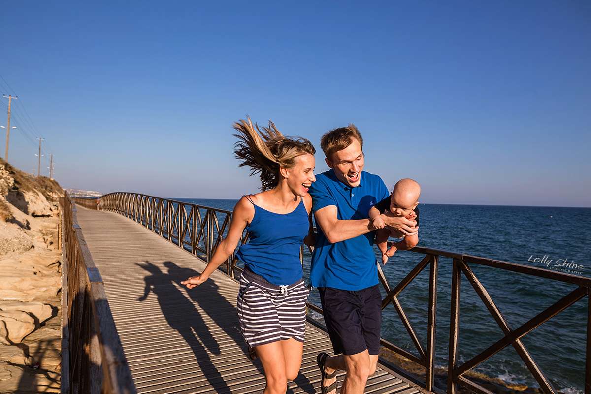 FAMILY STORIES. Lolly Shine. Contemporary digital artist