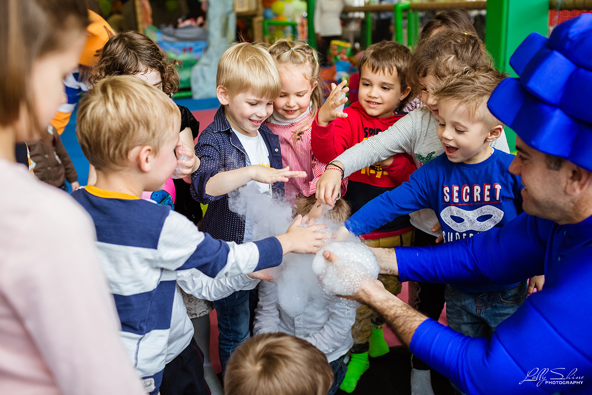 BIRTHDAY PARTY. Lolly Shine. Contemporary digital artist