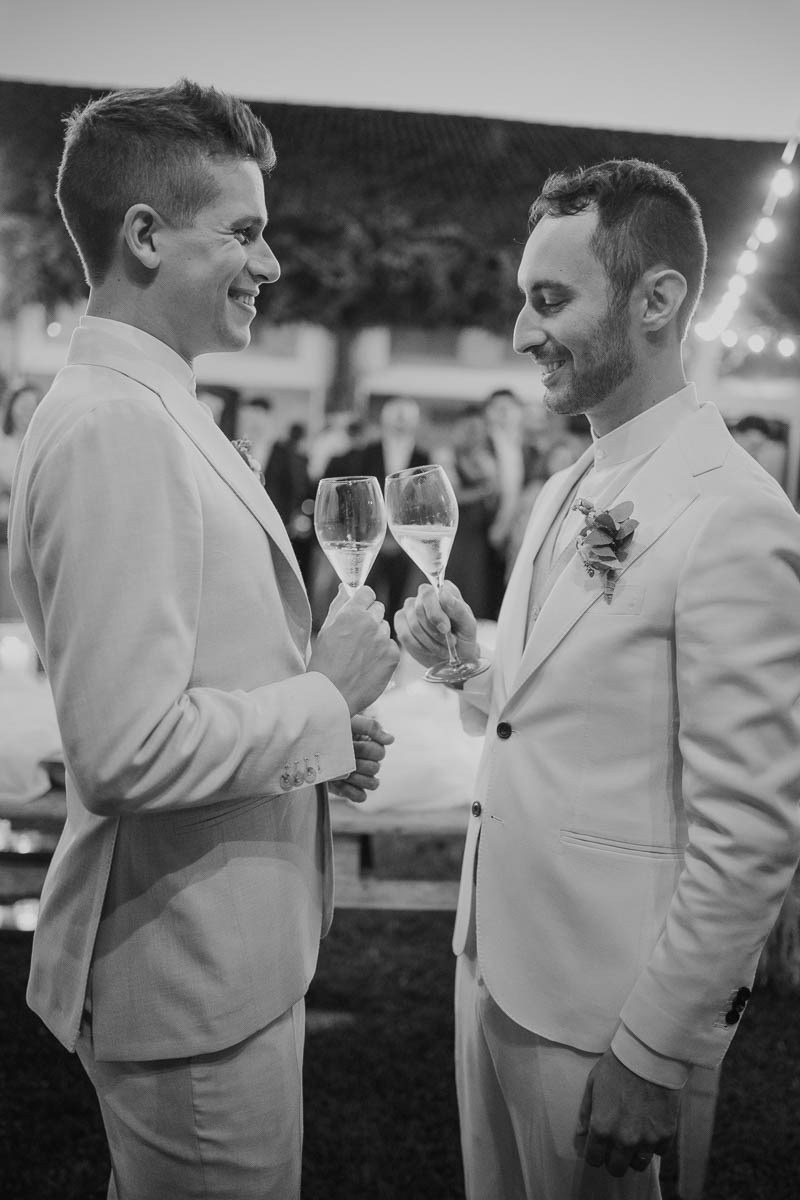 Francesco e Leonardo matrimonio presso la tenuta Le Risare Italia. Lorenzo Mazzega Wedding | Fotografo Matrimonio Milano | Reportage