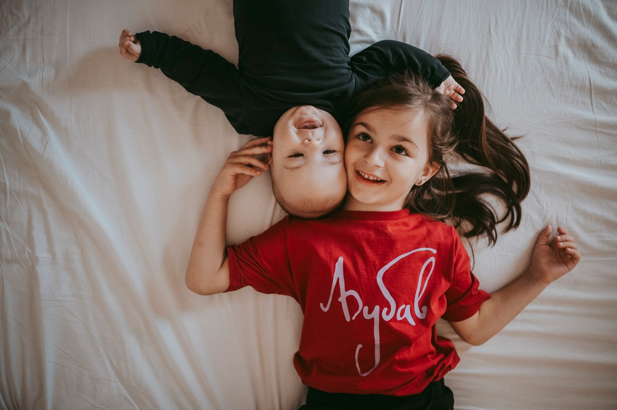 Dobro dosao, Jakove / porodicno fotografisanje kod kuce. Deciji i porodicni fotograf u Beogradu Oksana Skendzic