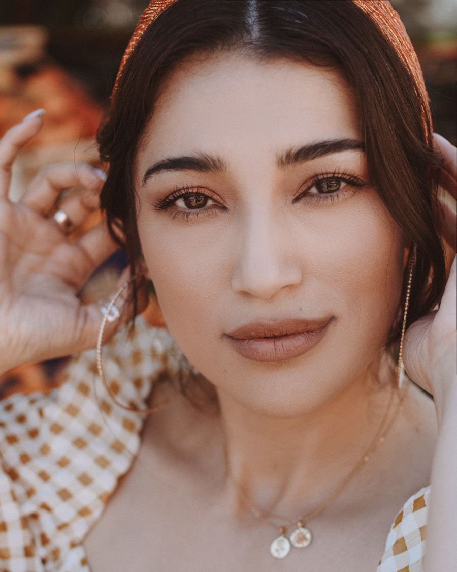 Savrina at the market. Photographer in Vienna Ksenia Kogler