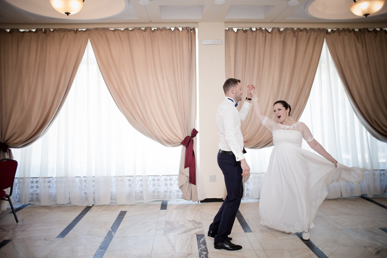 Olga si Mihai by fotograf nunta Iasi — Eduard Schiopu