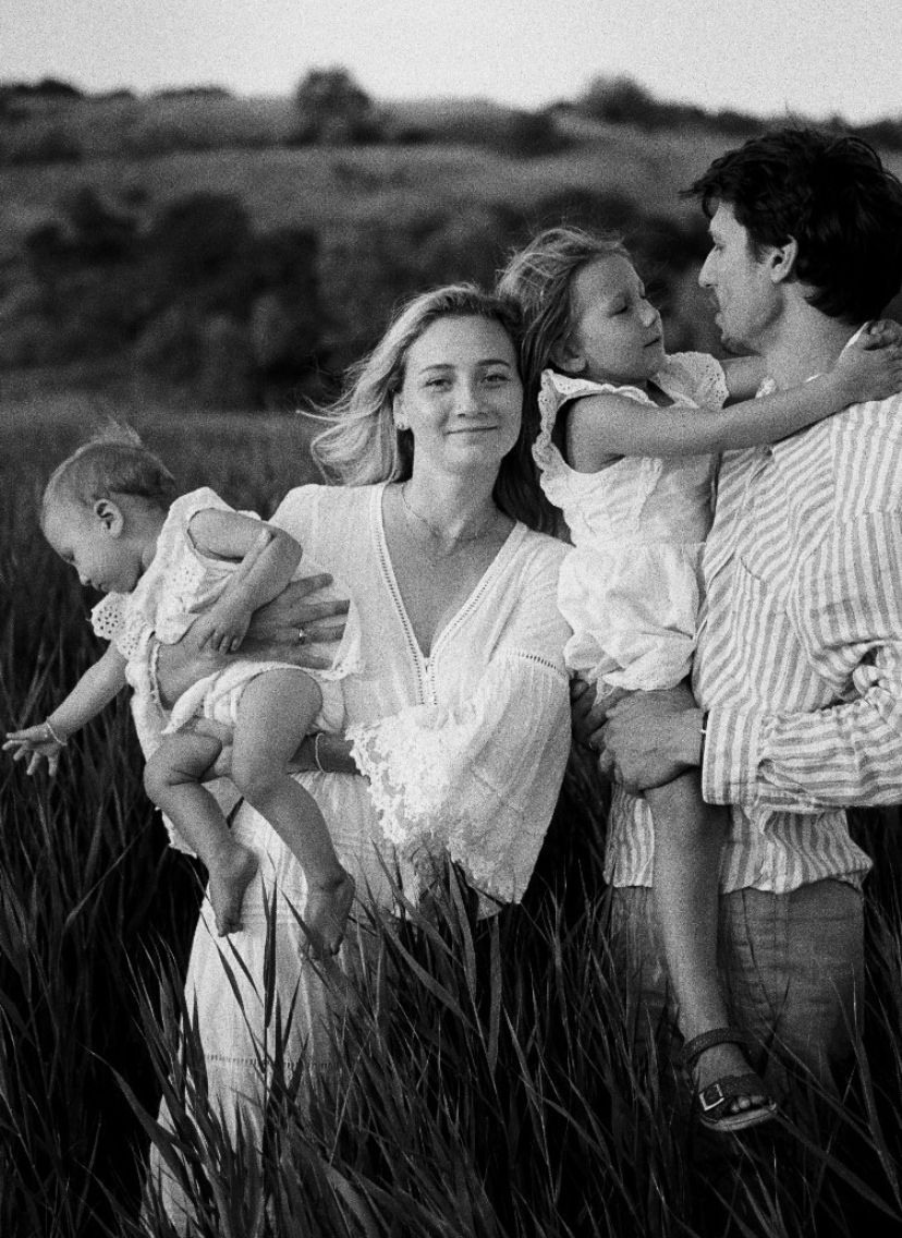 Family photoshoot — ideas. Photographer in Seoul Dobrokvashina Natalya