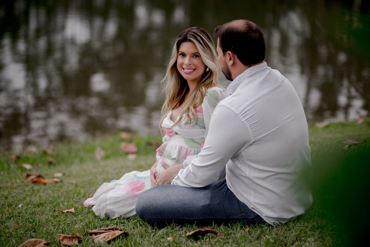 Larissa e Rodrigo - Ensaio Gestante. Fotógrafa de Eventos em São Paulo e Sorocaba Kika Damasceno
