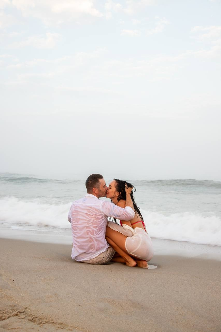 Love story. Wedding Photographer & Videographer