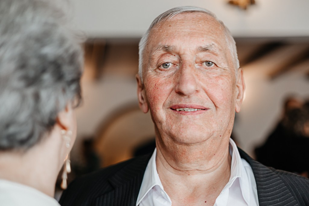 Nuntă de aur. FotoACTIV.ro - Imaginea ta contează